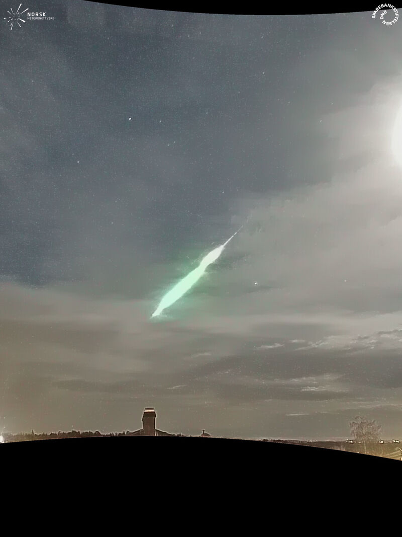 Kraftig meteor sett fra Østlandet