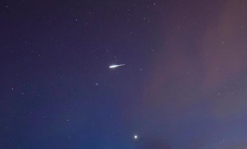Satellitt eller meteor?